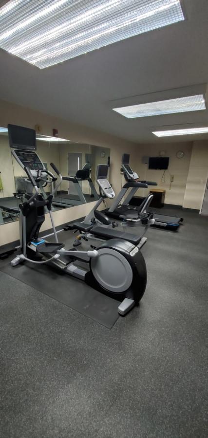Holiday Inn Express Hotel & Suites Kinston By Ihg Екстериор снимка