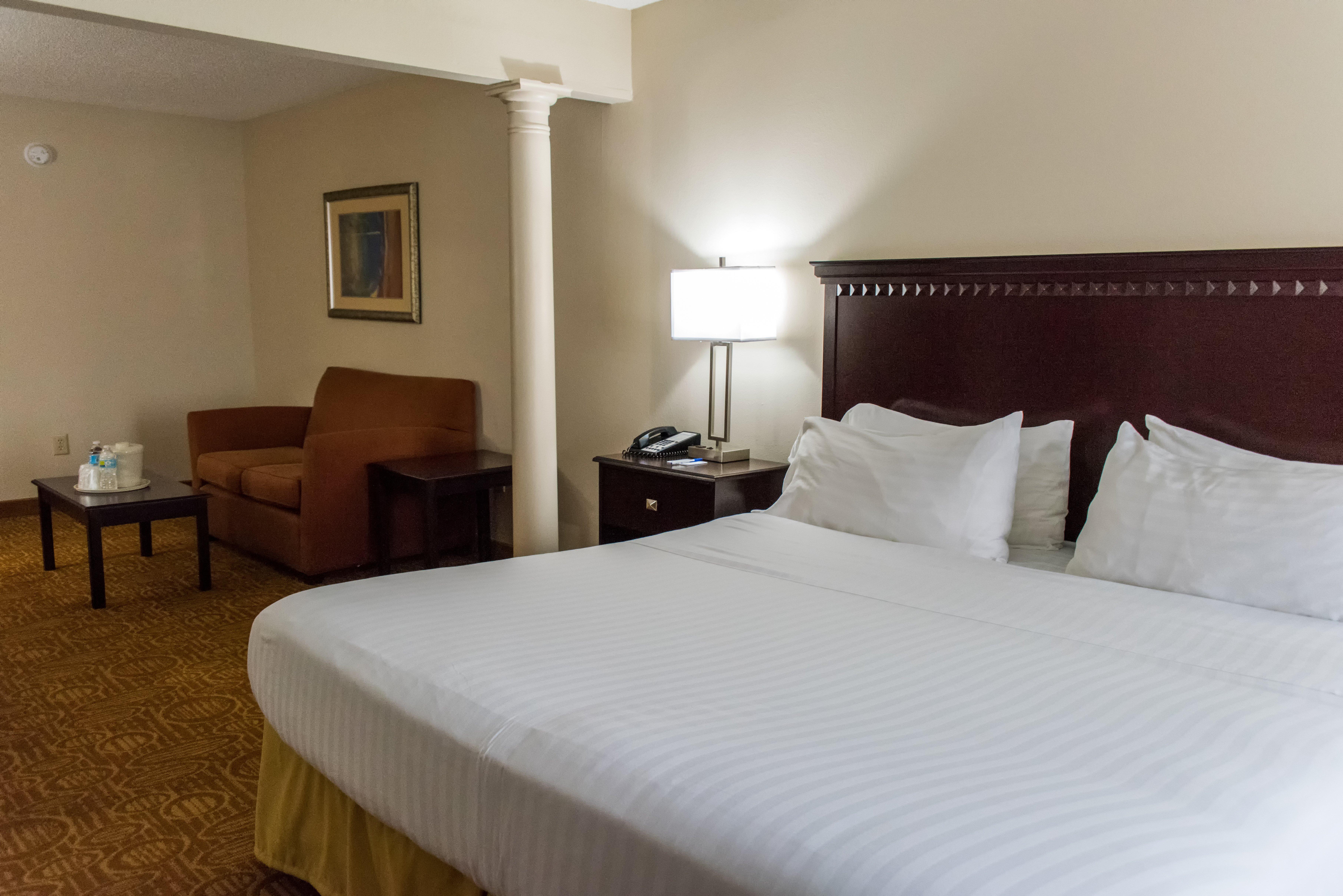 Holiday Inn Express Hotel & Suites Kinston By Ihg Екстериор снимка