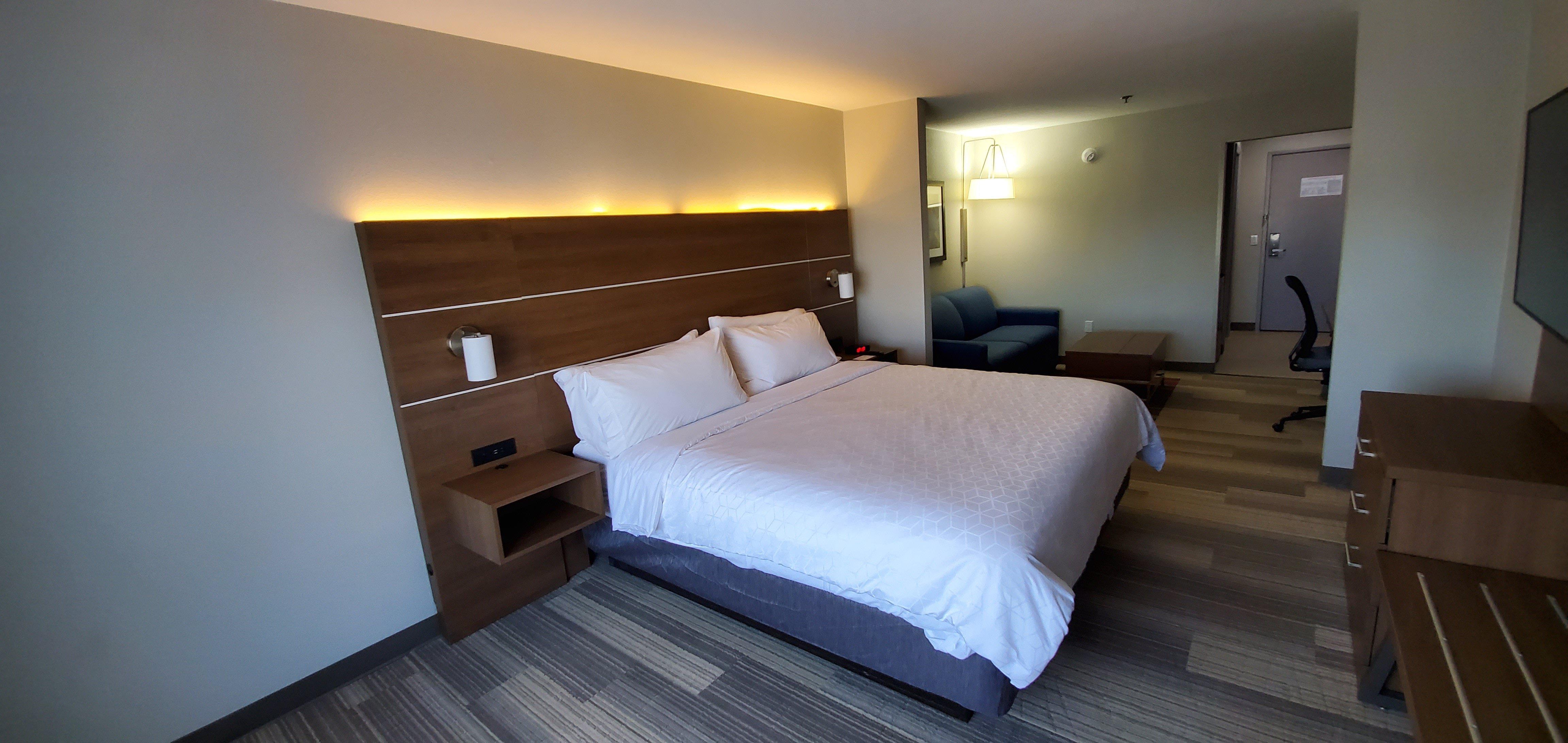 Holiday Inn Express Hotel & Suites Kinston By Ihg Екстериор снимка