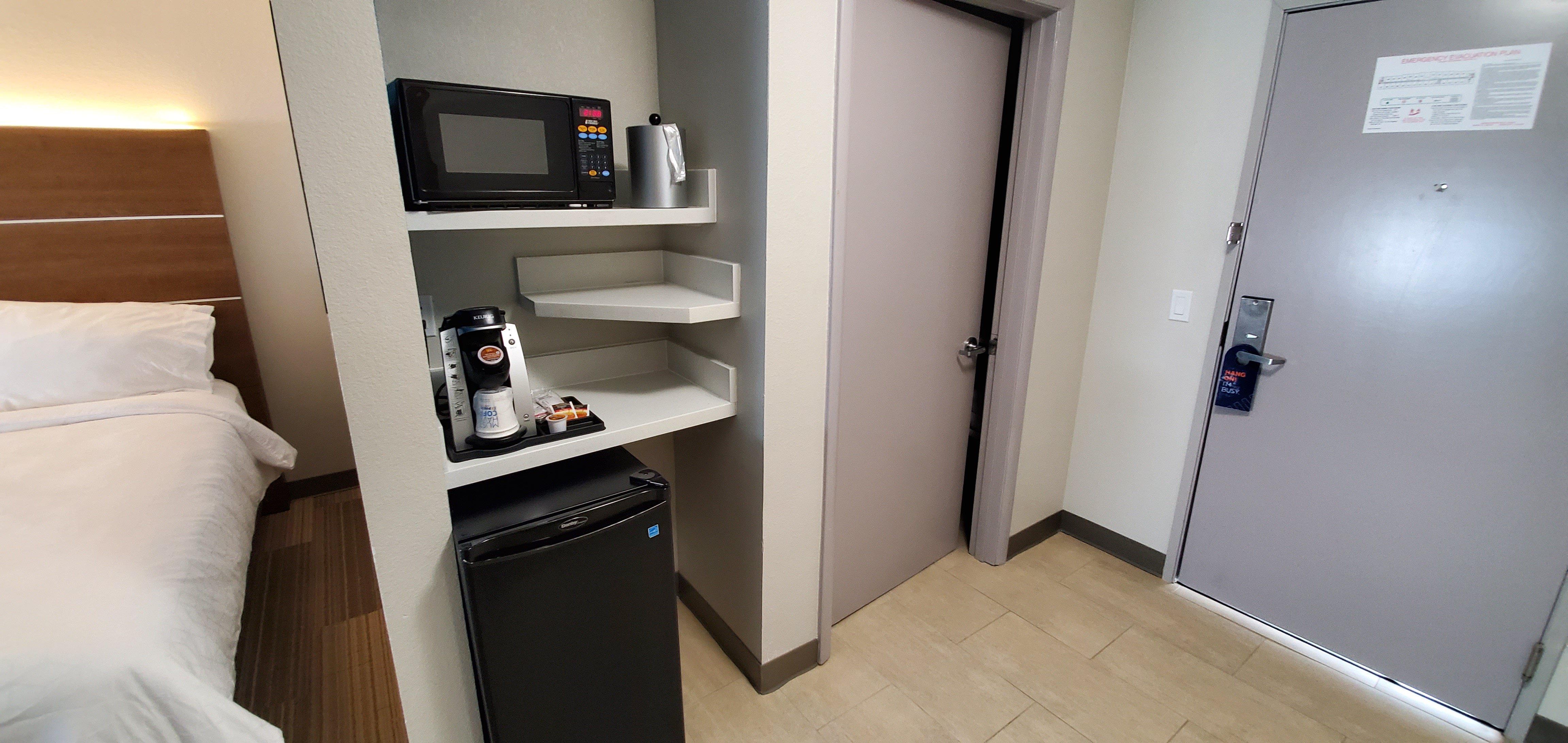 Holiday Inn Express Hotel & Suites Kinston By Ihg Екстериор снимка